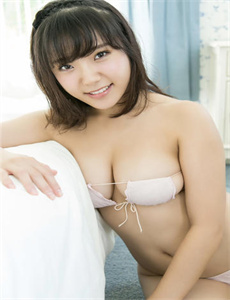 《亚洲精品18p-巜漂亮的女邻居又紧又爽三级》