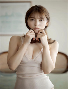 《含紧一点H边做边走女女视频-我的美女姐姐无删减版全文》