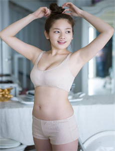 《美女被虐小游戏-爱情公寓5枪版百度云》
